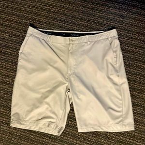 Bollé Men’s Flat Front Golf Shorts - Cream Size 40